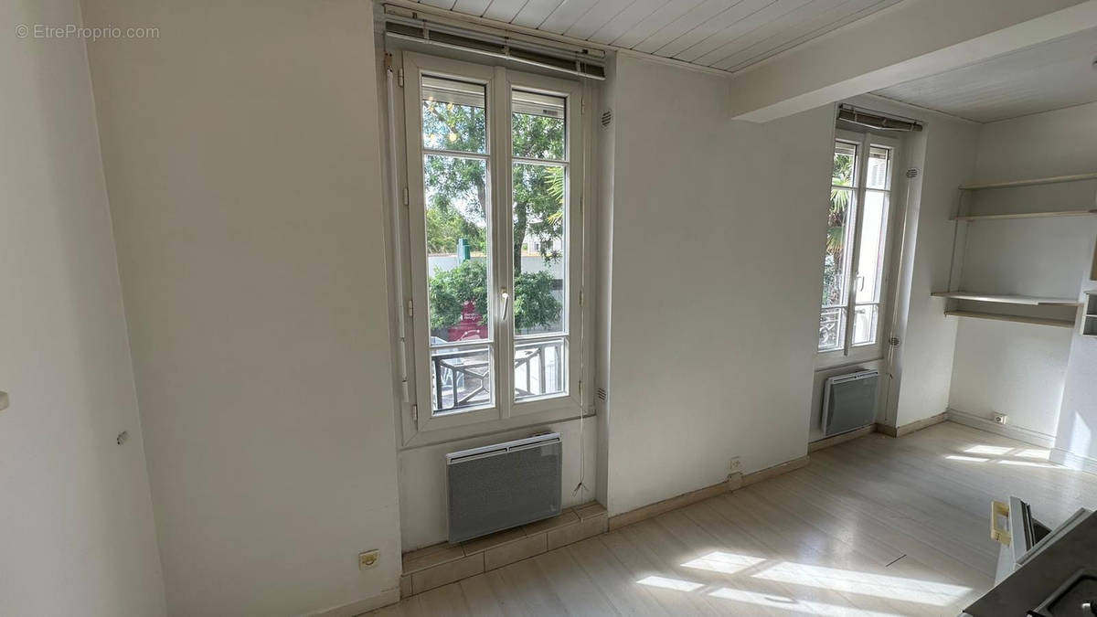 Appartement à PARIS-19E