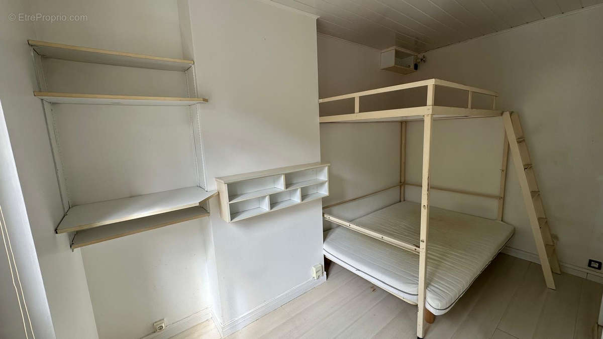 Appartement à PARIS-19E