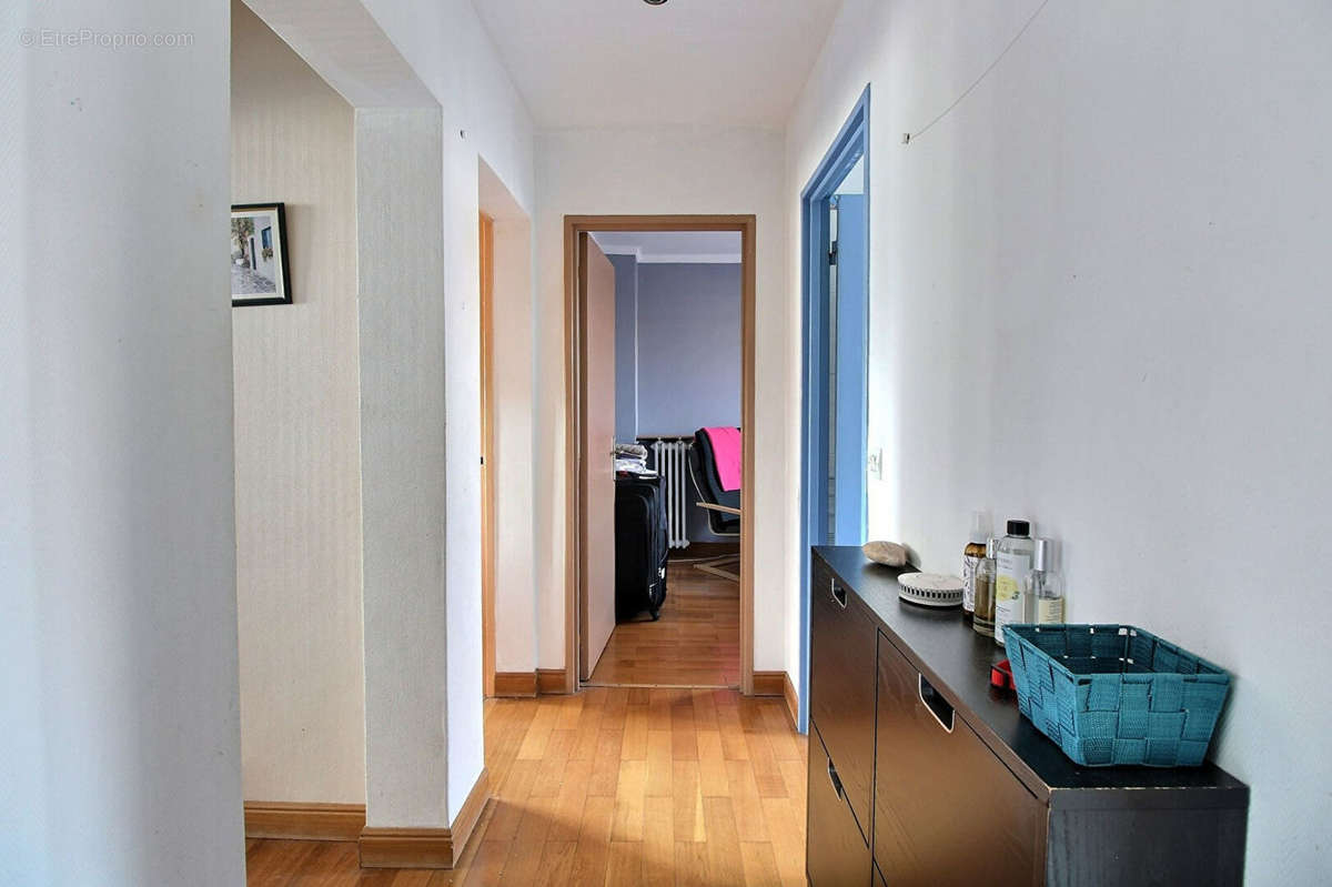 Appartement à COLOMBES