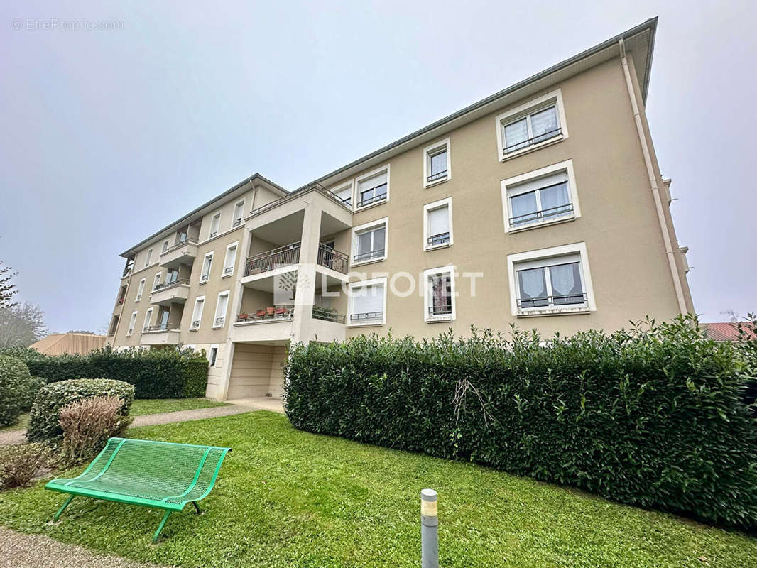 Appartement à VILLARS-LES-DOMBES