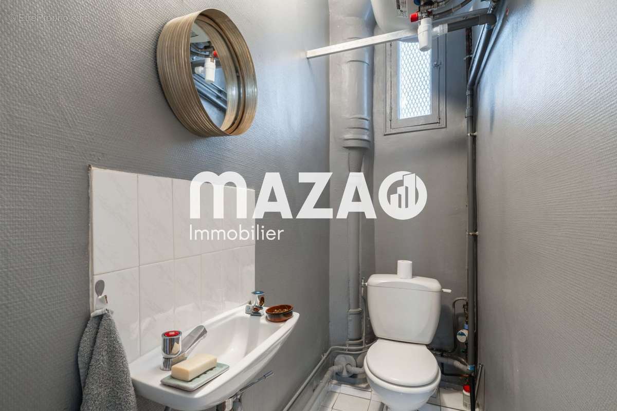 Appartement à PARIS-8E