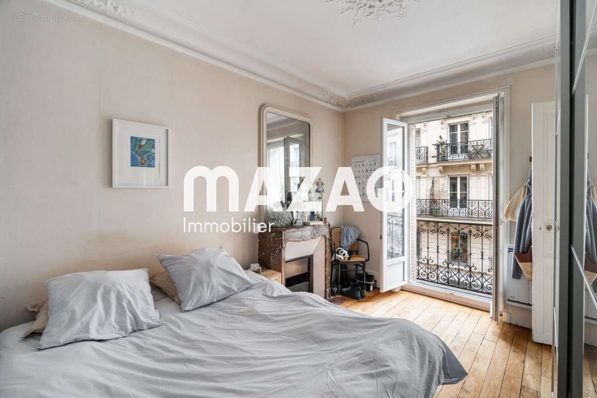 Appartement à PARIS-8E