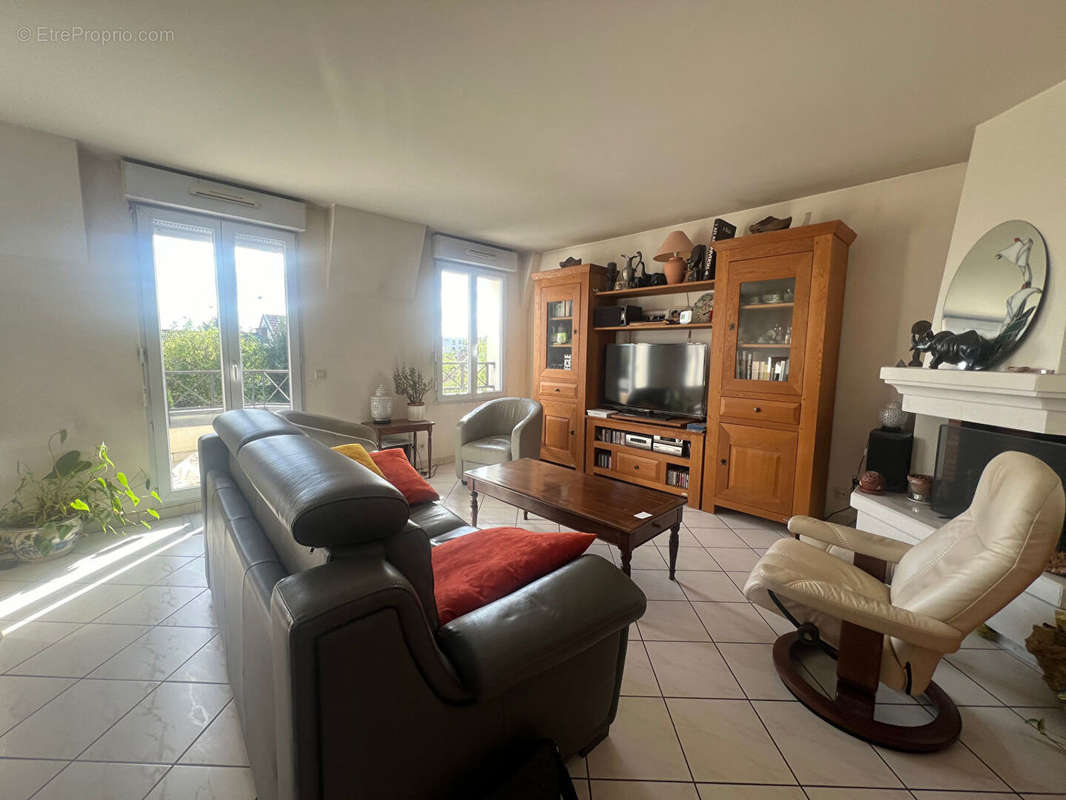 Appartement à LE PERREUX-SUR-MARNE