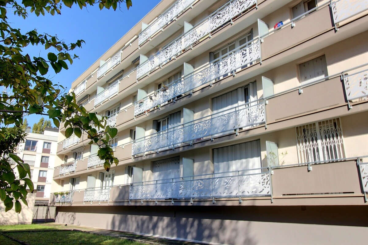 Appartement à FONTENAY-AUX-ROSES