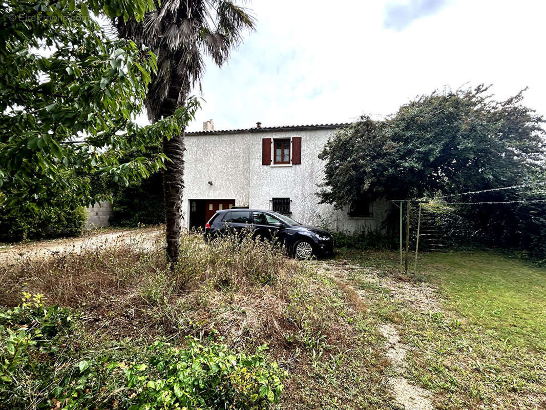 Maison à DOMPIERRE-SUR-MER