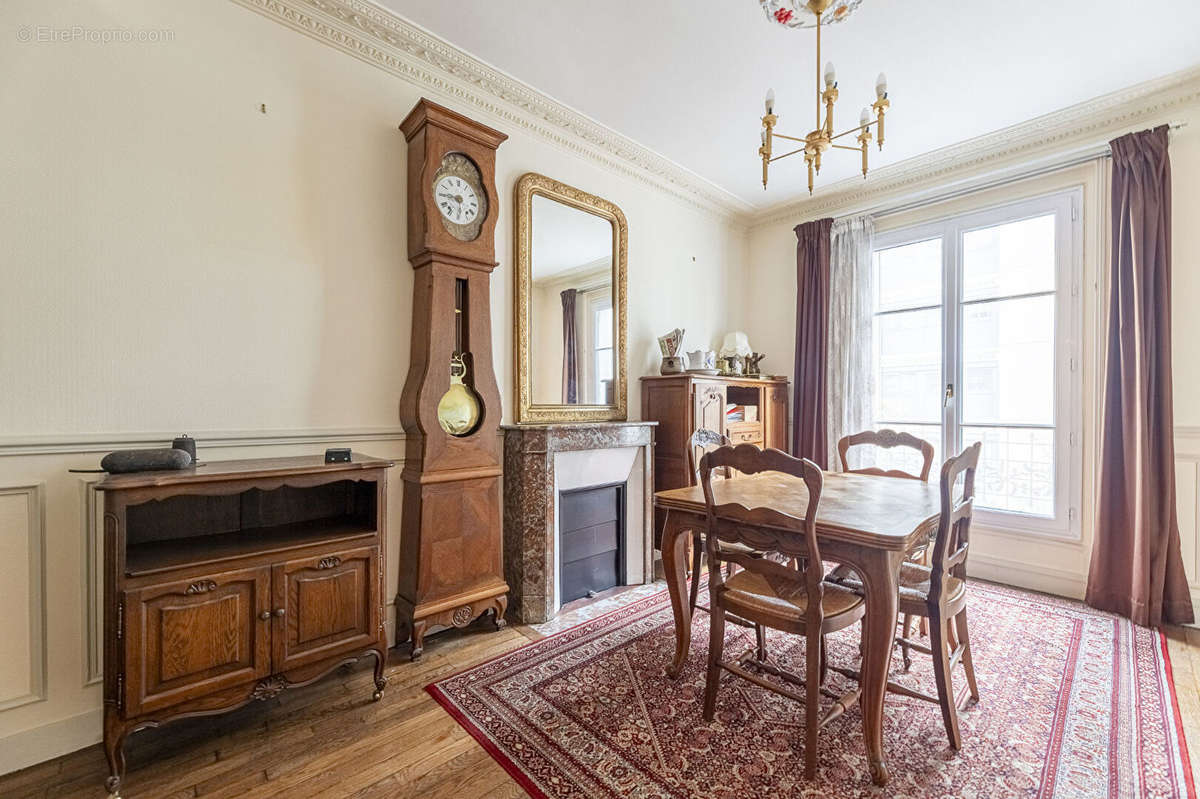 Appartement à PARIS-13E