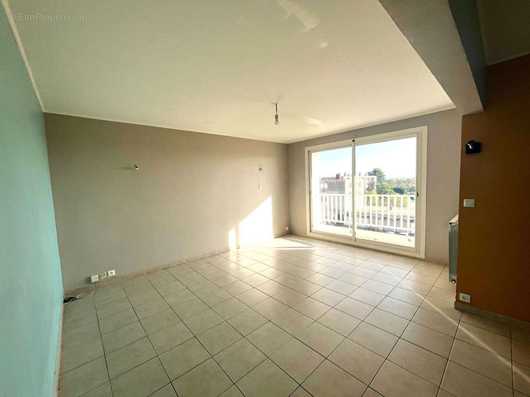 Appartement à BEAUCAIRE