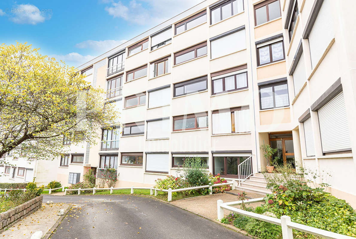 Appartement à CHATENAY-MALABRY