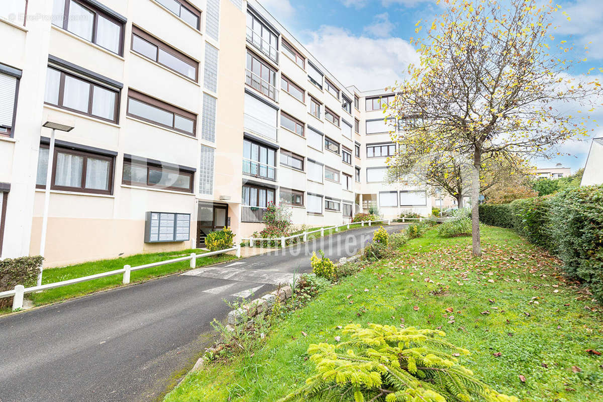 Appartement à CHATENAY-MALABRY