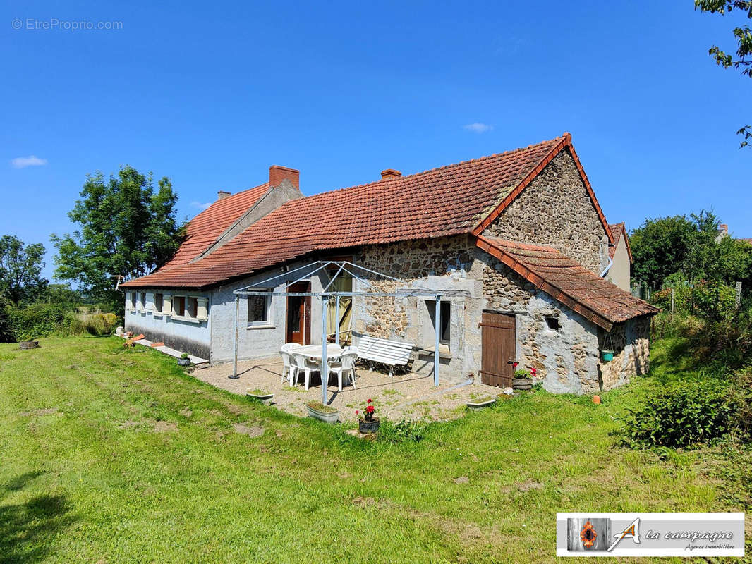 Maison à TERJAT