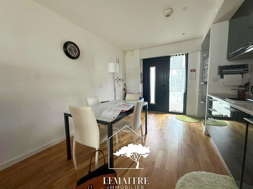 Appartement à LES MATHES