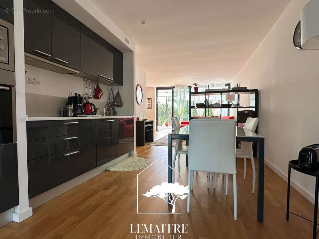 Appartement à LES MATHES