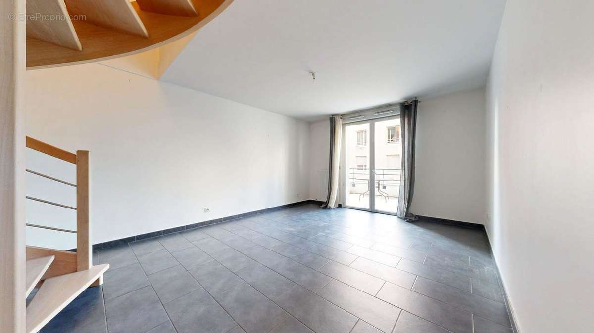 Appartement à LYON-7E