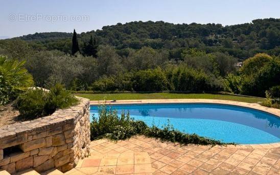 Maison à MOUGINS