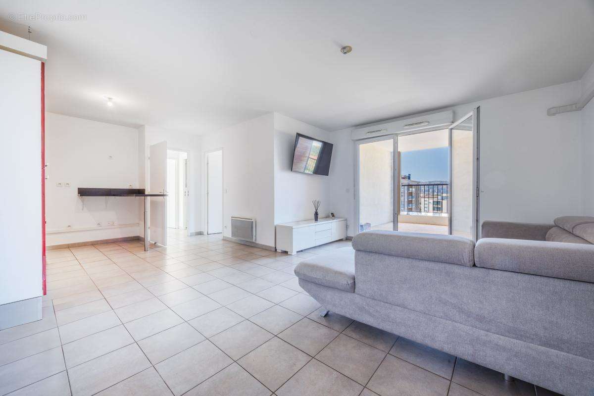 Appartement à MARSEILLE-10E