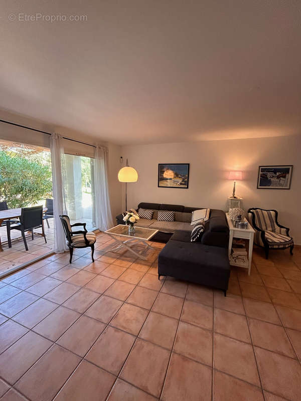 Appartement à SANARY-SUR-MER