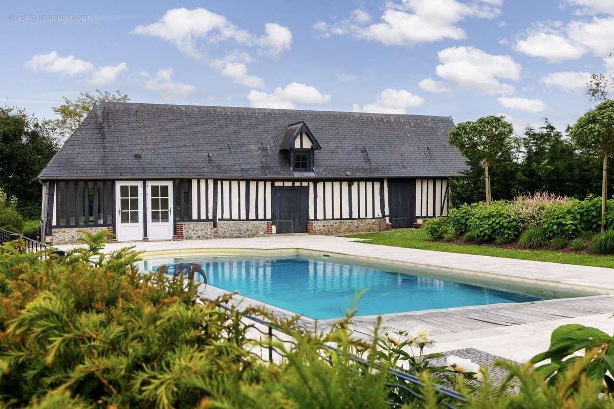 PISCINE &amp; POOL HOUSE - Maison à HONFLEUR