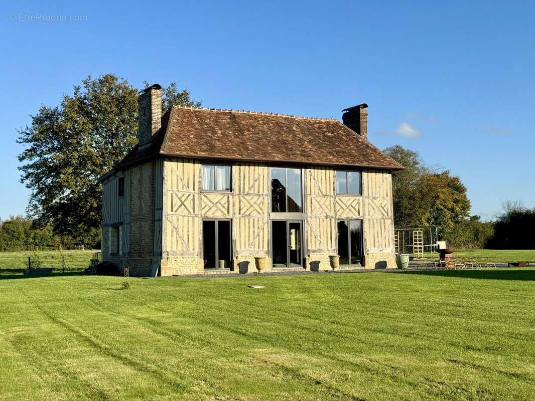 Maison à PONT-L&#039;EVEQUE