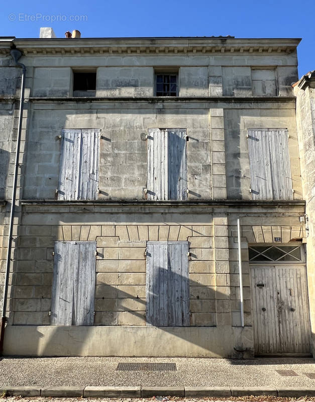 Maison à SAINT-SAVINIEN