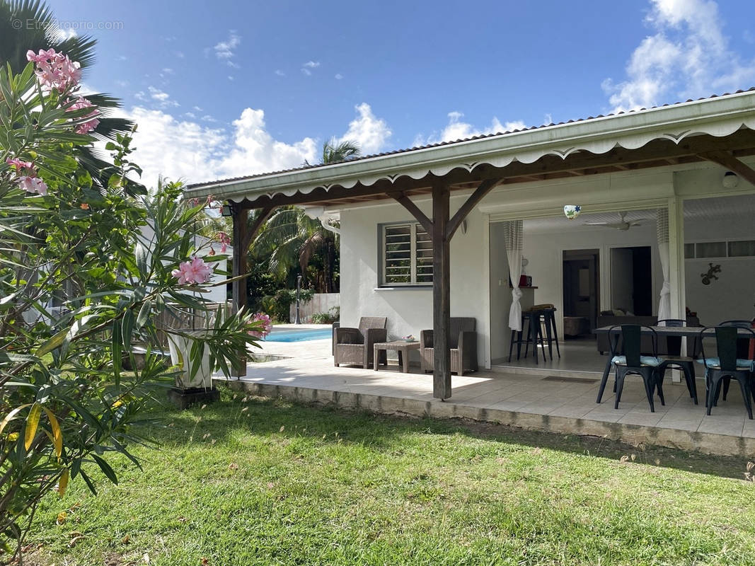 Maison à SAINTE-ANNE