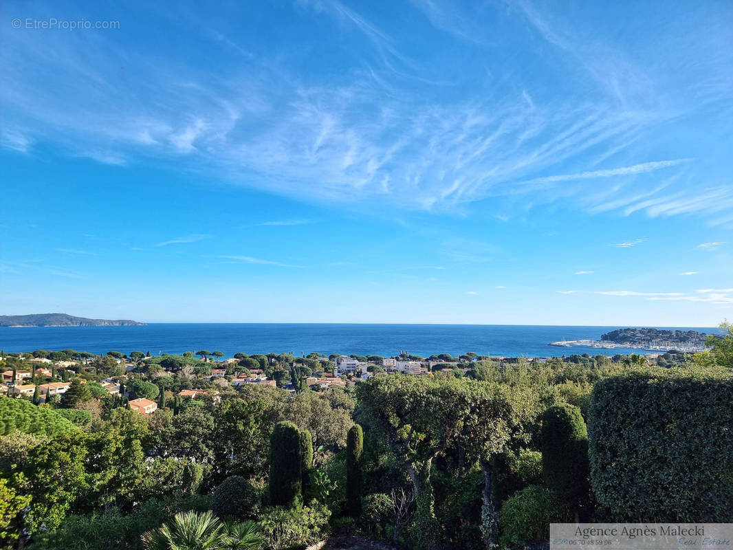 Maison à CAVALAIRE-SUR-MER