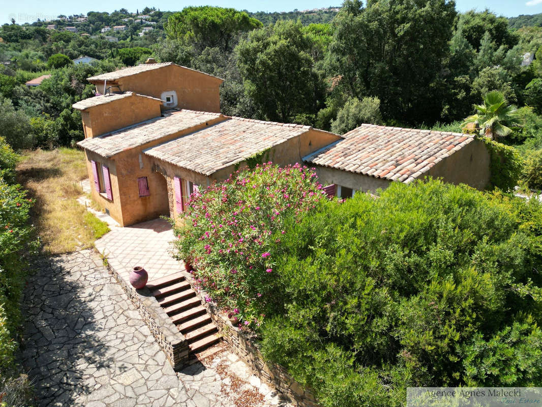 Maison à LA CROIX-VALMER