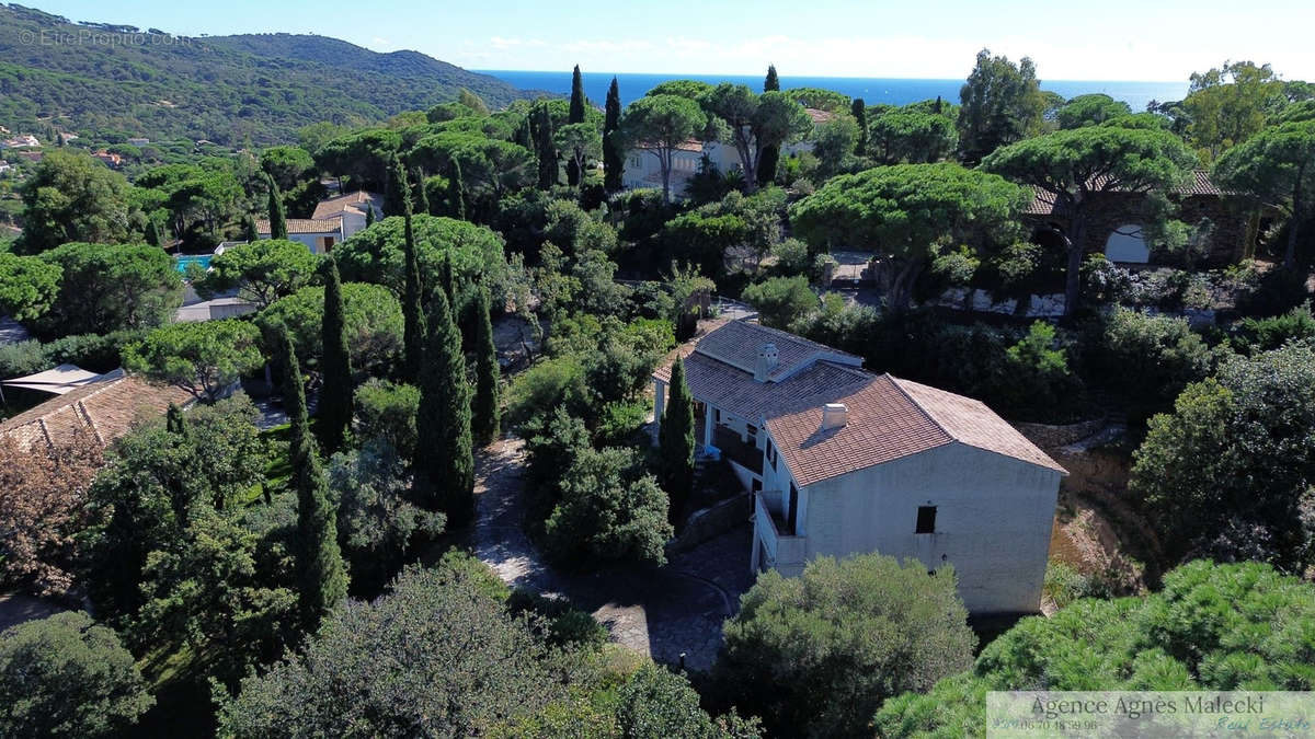 Maison à LA CROIX-VALMER