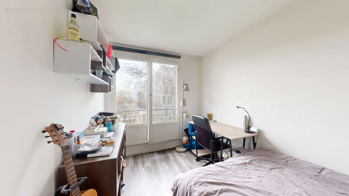 Appartement à MONTROUGE