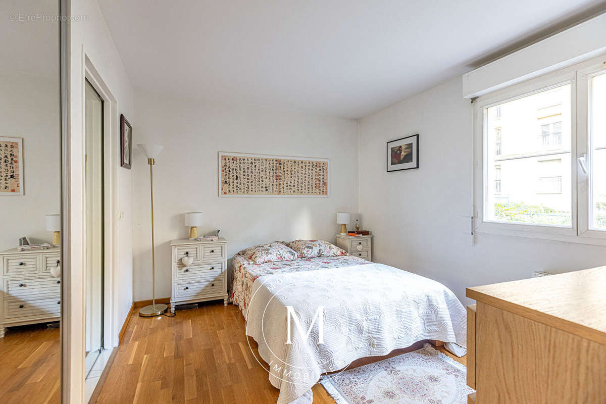 Appartement à MONTROUGE