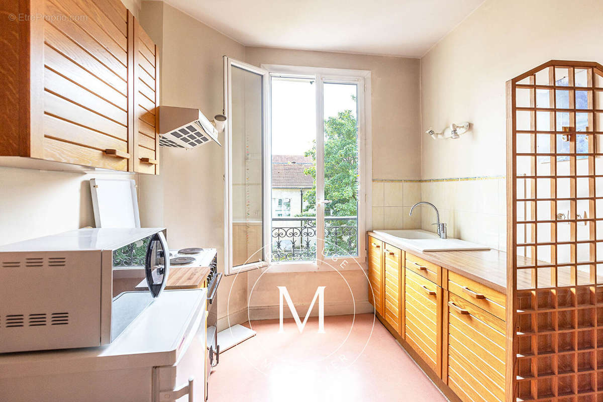 Appartement à MONTROUGE