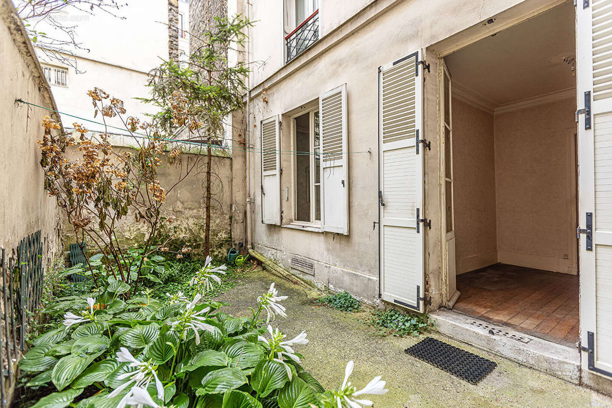 Appartement à PARIS-7E