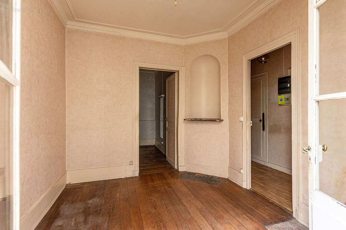 Appartement à PARIS-7E