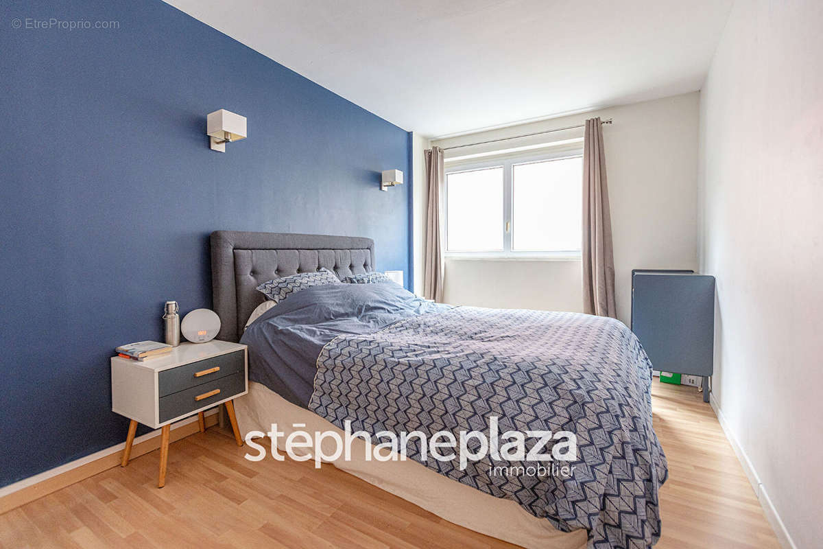 Appartement à MONTROUGE