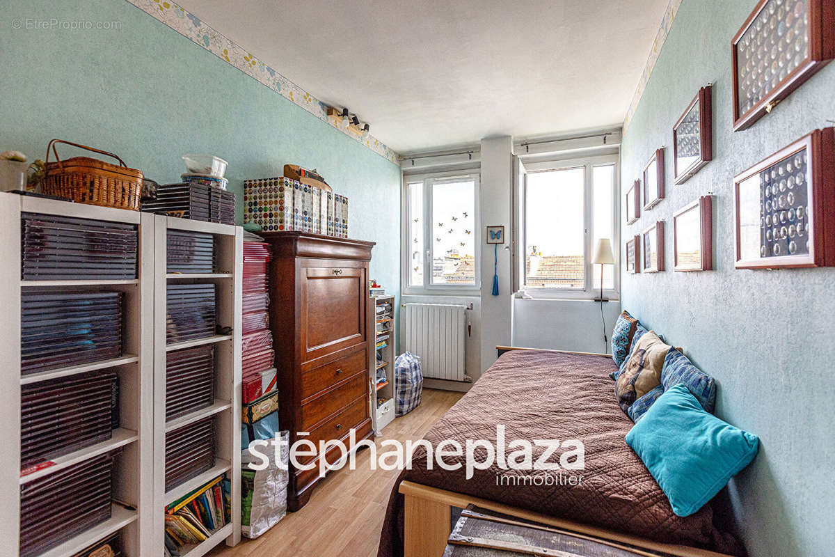 Appartement à MONTROUGE