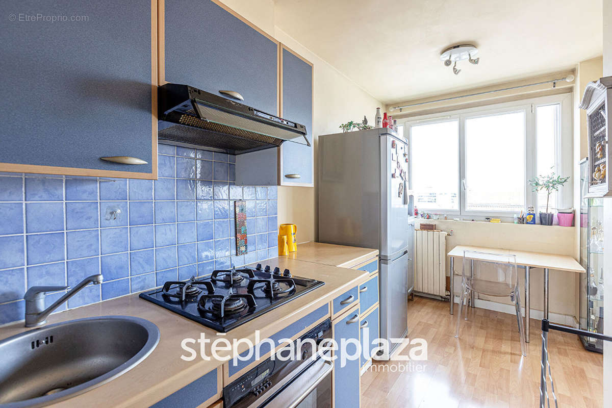 Appartement à MONTROUGE