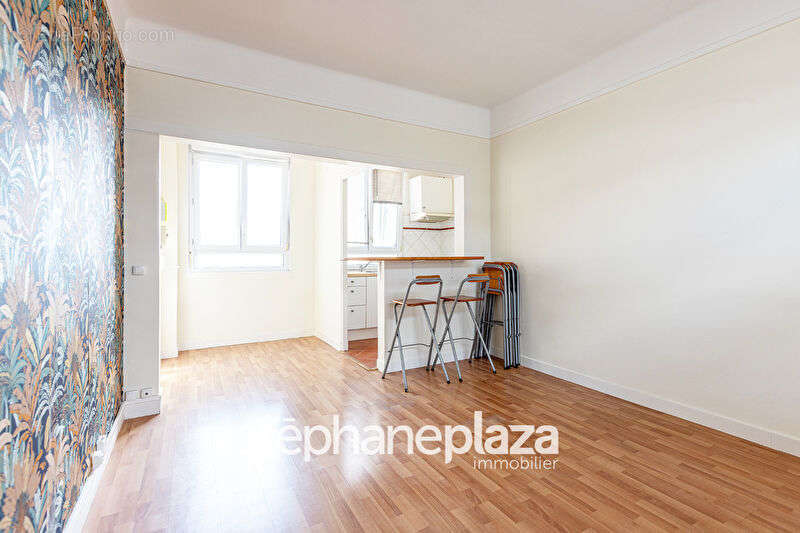 Appartement à MONTROUGE