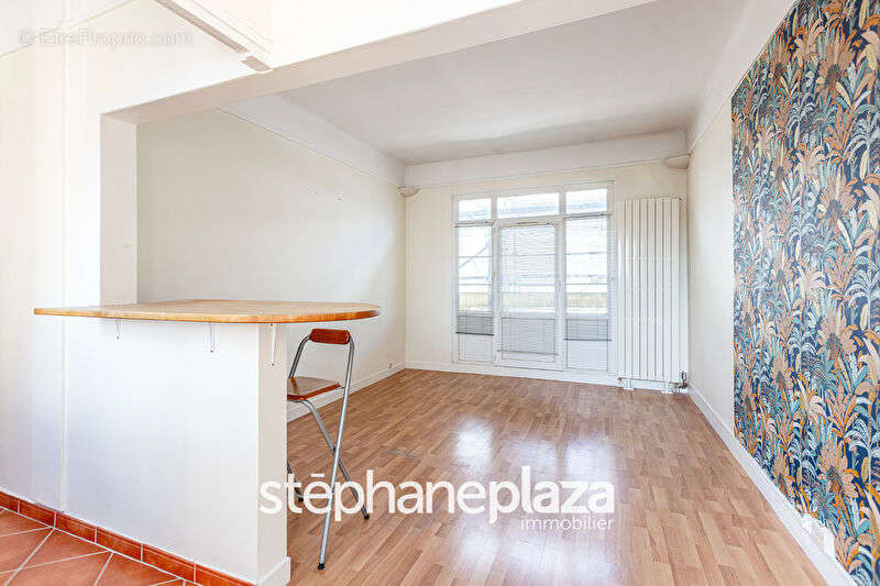 Appartement à MONTROUGE