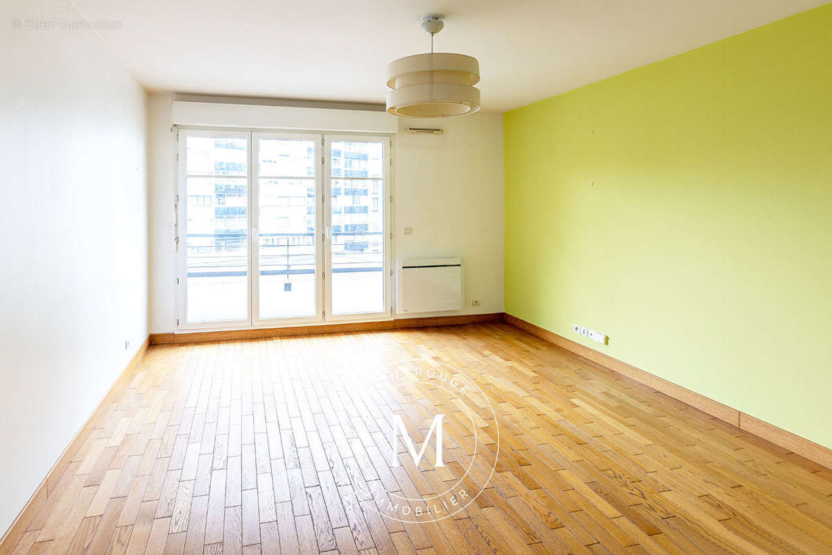 Appartement à MONTROUGE