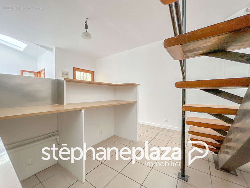 Appartement à MONTROUGE