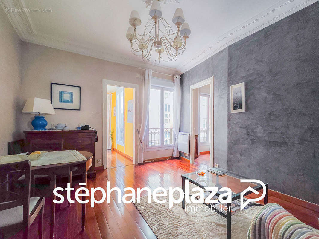 Appartement à MONTROUGE