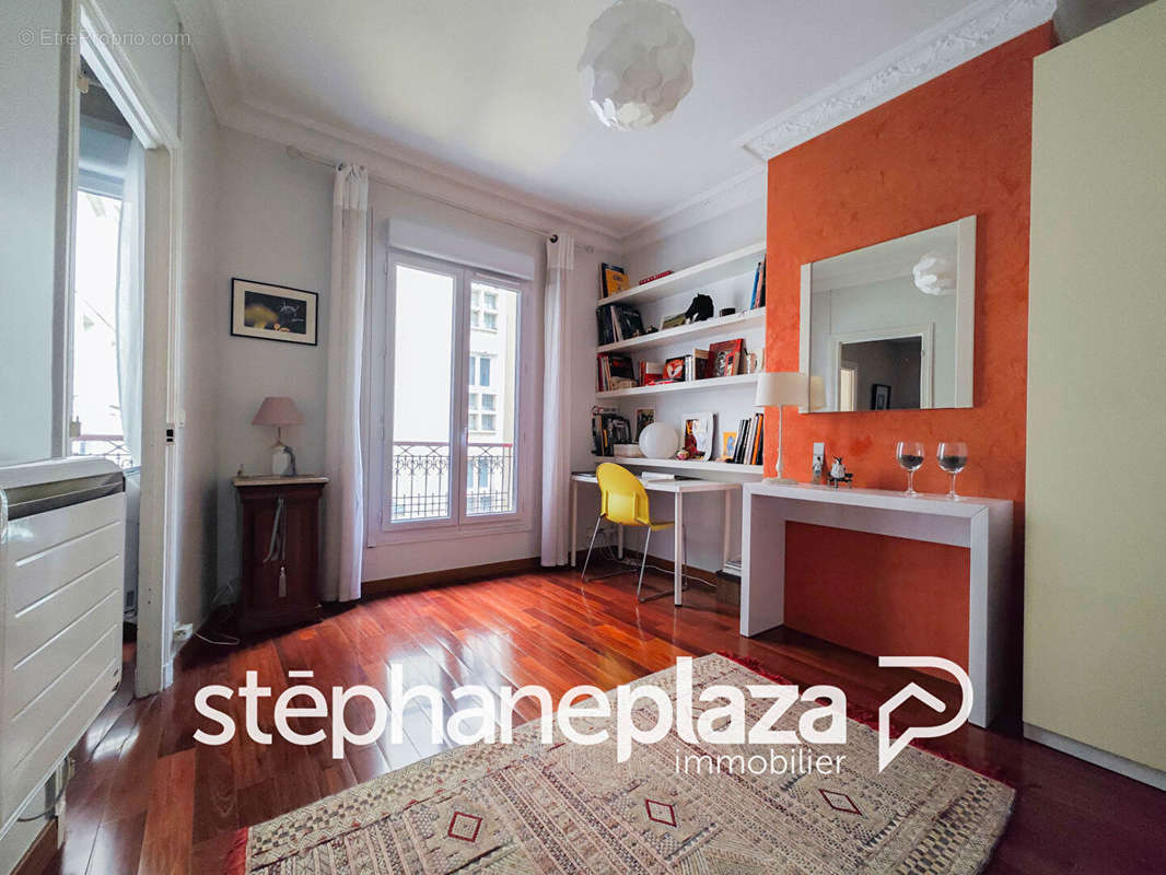 Appartement à MONTROUGE