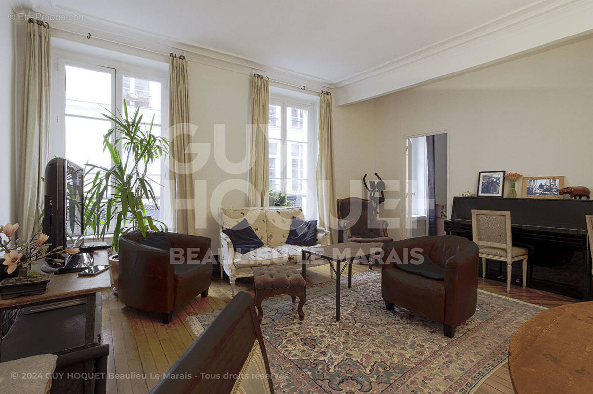 Appartement à PARIS-4E