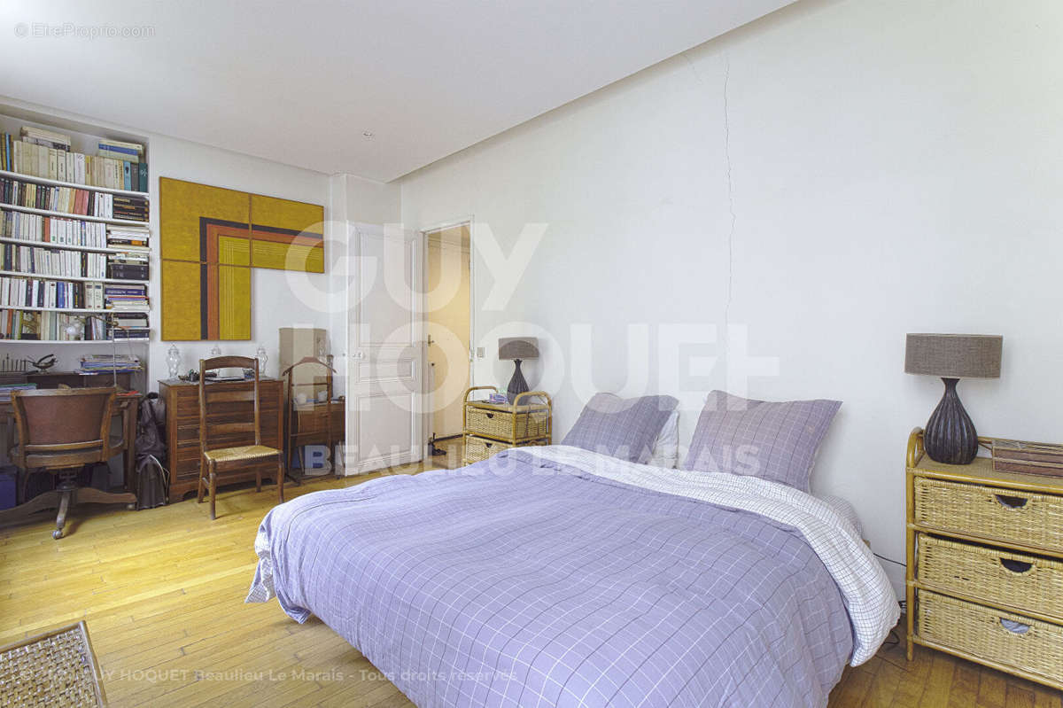 Appartement à PARIS-4E