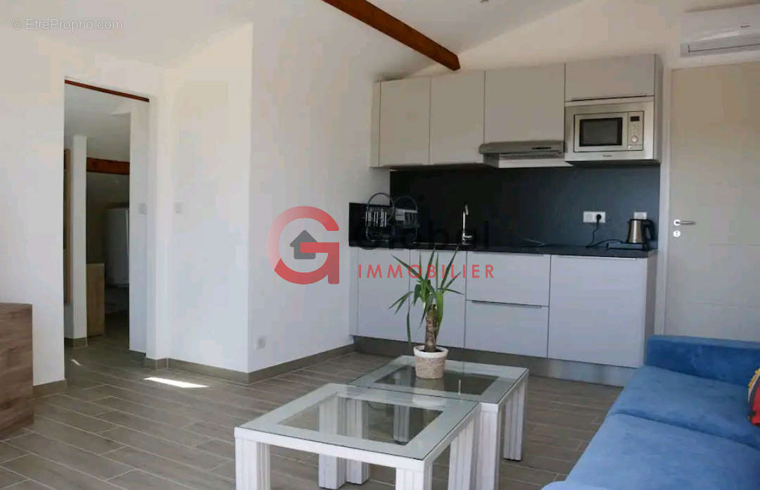 Appartement à VILLENEUVE-LOUBET