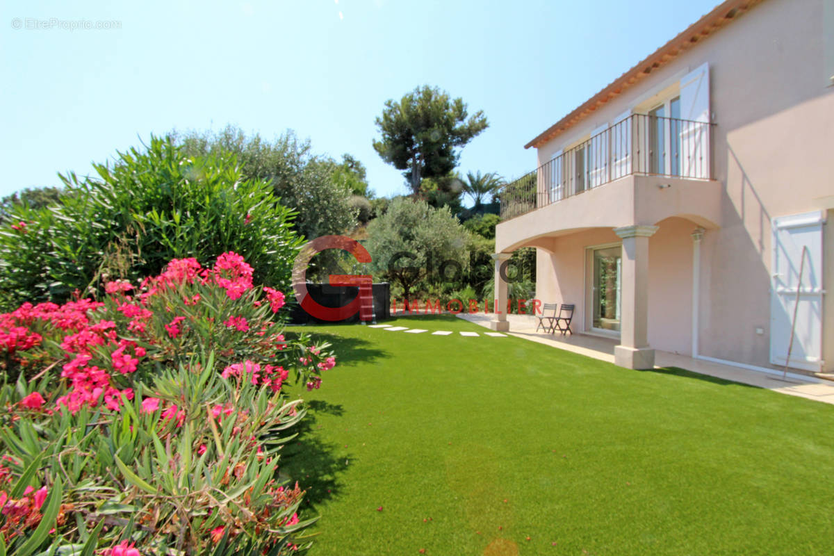 Maison à CAGNES-SUR-MER