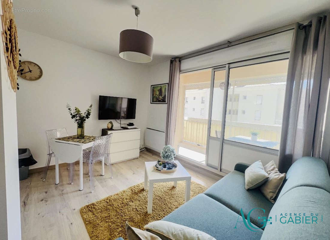 Appartement à HYERES