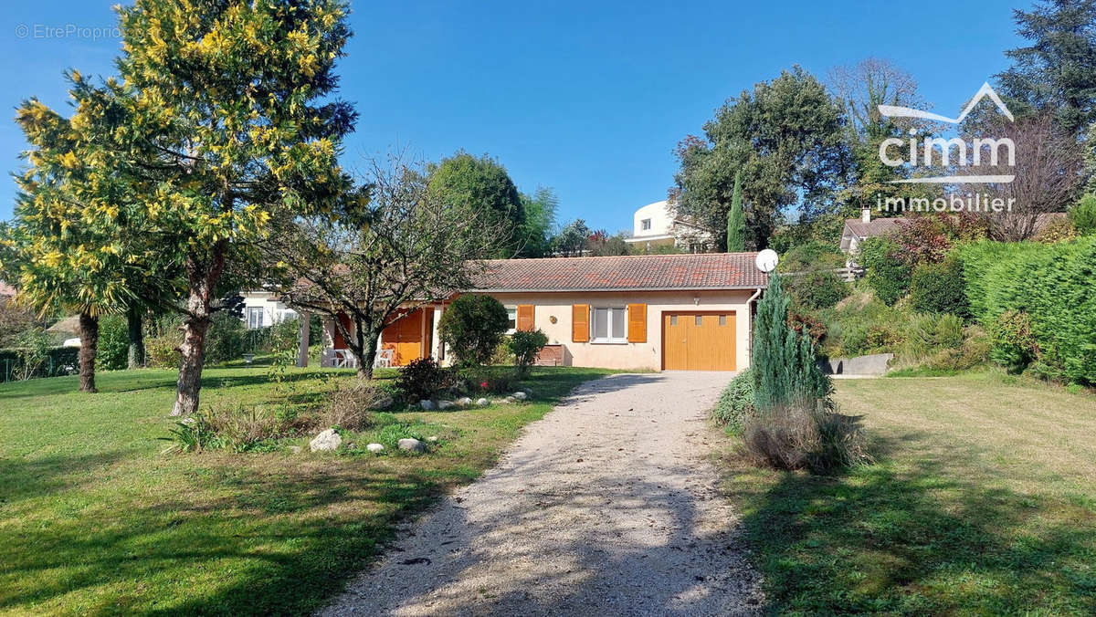 Maison à SAINT-SAUVEUR