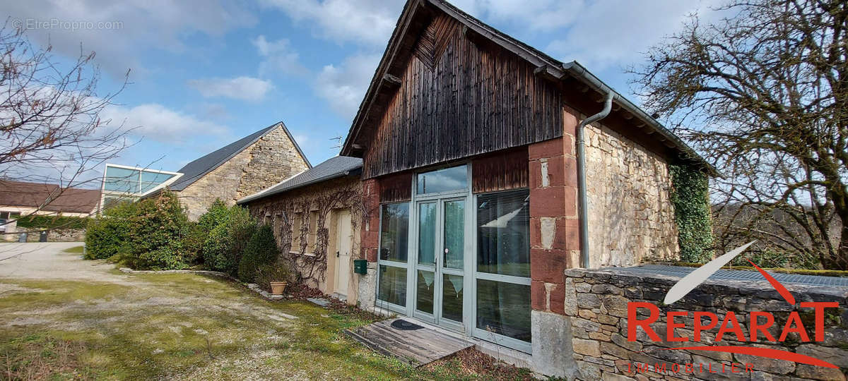 Appartement à TURENNE