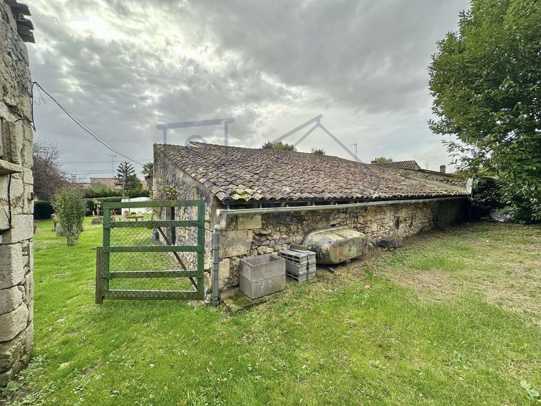 Maison à LORIGNAC