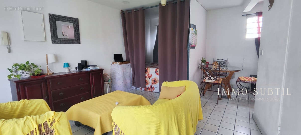 Appartement à POINTE-A-PITRE